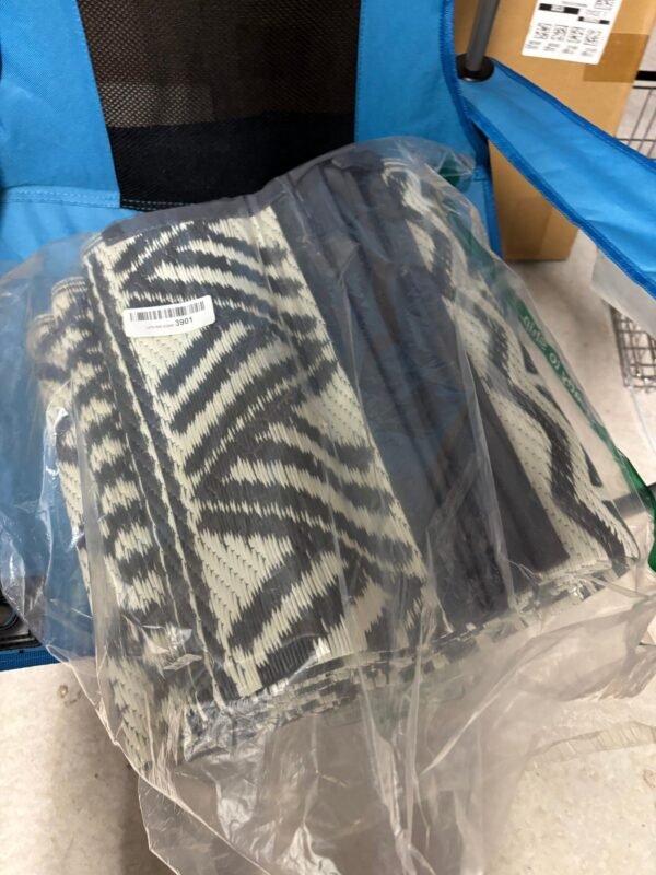 Outdoor Rug Mat- Aztek Black and White 5'X8' - Image 3