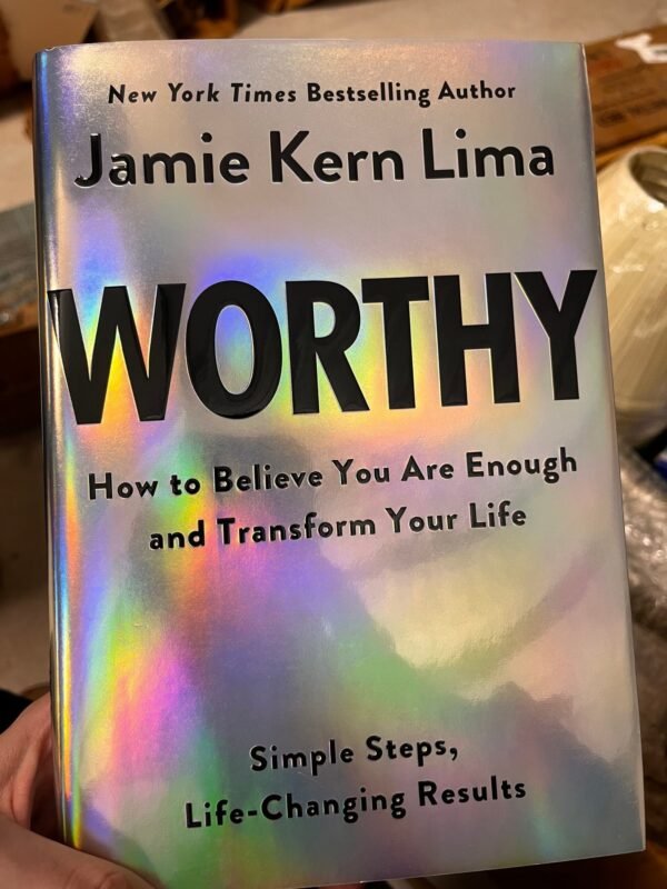 Jamie Kern Lima Worthy: How to Believe You Are Enough and Transform Your Life – - Image 2