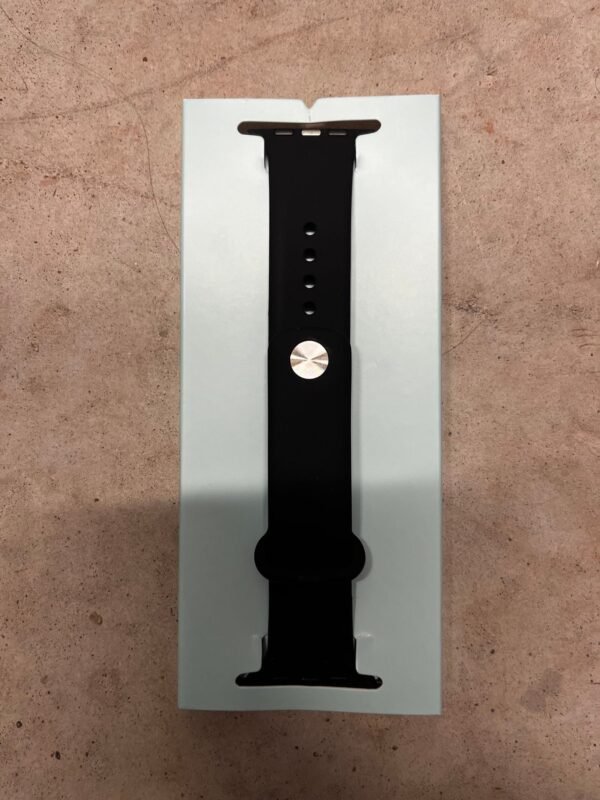 Onn silicone band for Apple Watch - Image 2