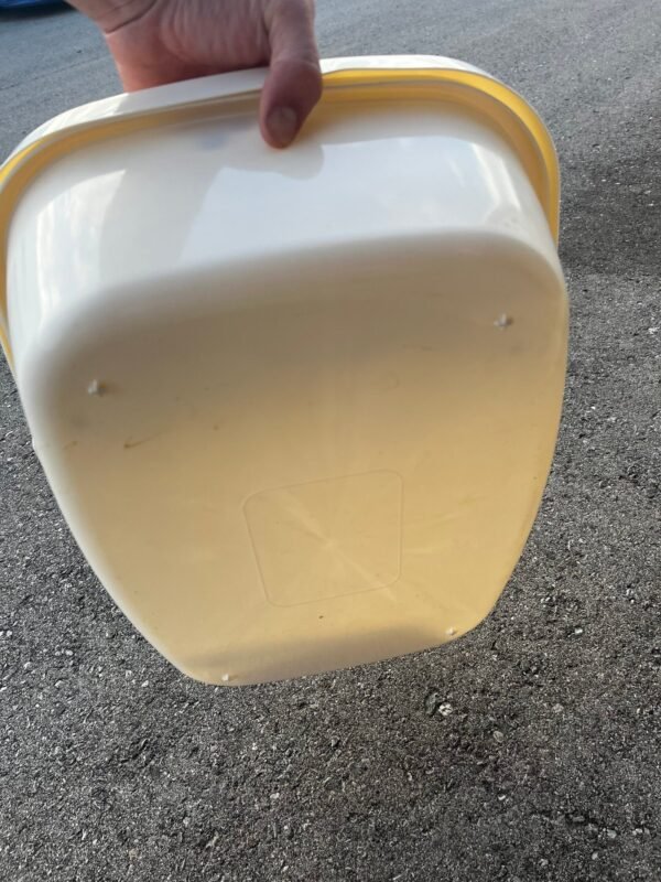 Open Top Cat Litter Box with Litter Scoop - Image 4
