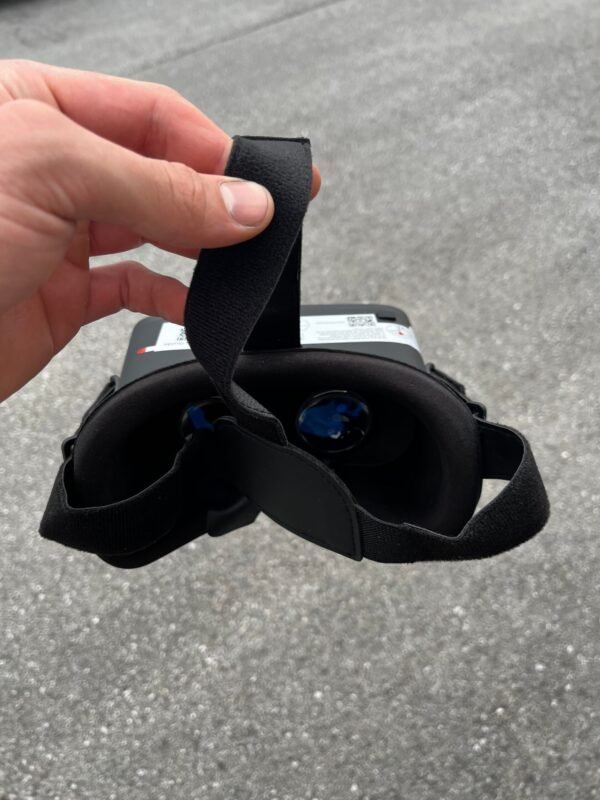 V5 virtual reality headset - Image 5