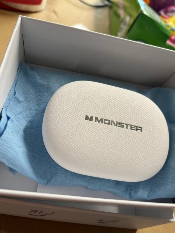 Monster Earbuds - Image 6