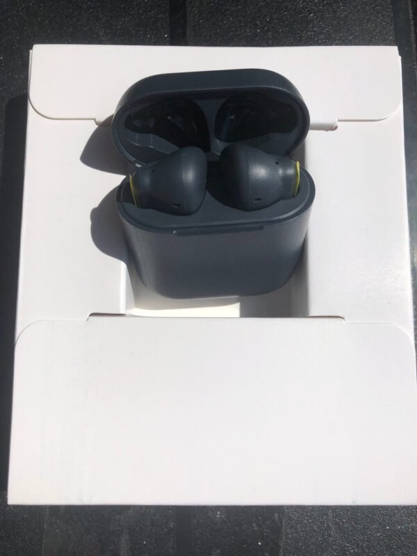 Wireless ear buds