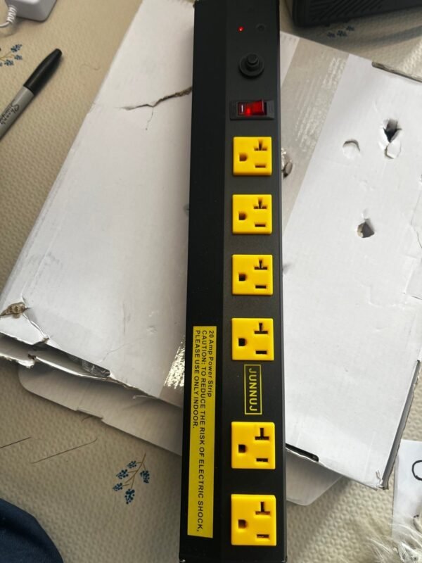 Heavy Duty Power Strip 20 Amp - Image 4