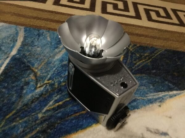 Retro Camera Flash - Image 4