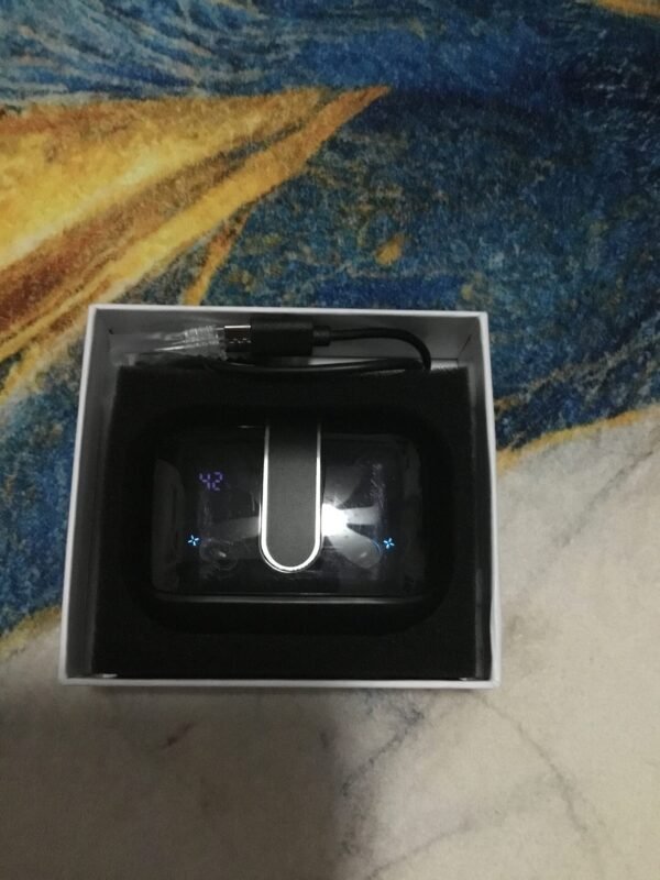 Earbuds - Image 2
