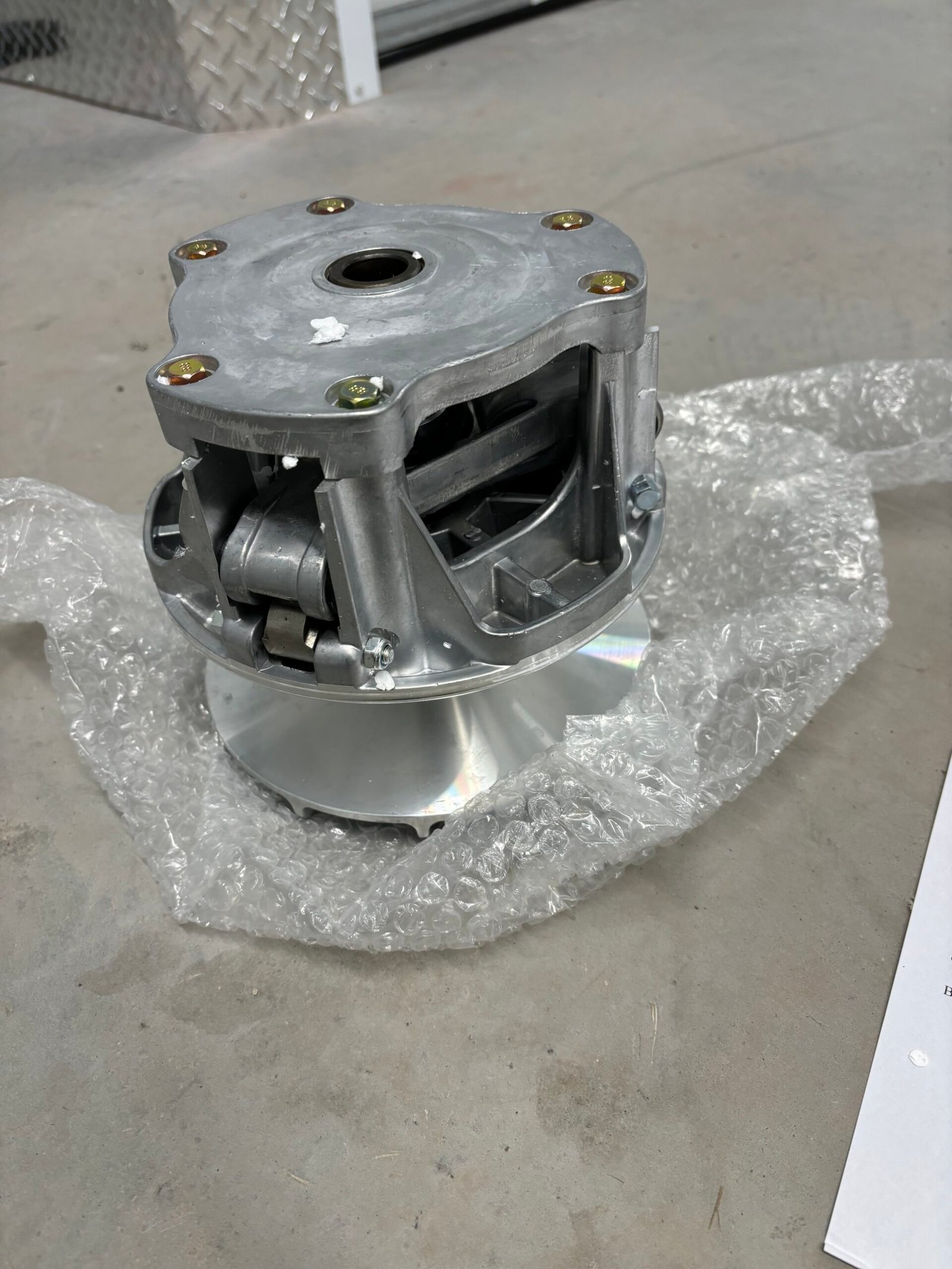 Primary & Secondary driven clutch - Image 4