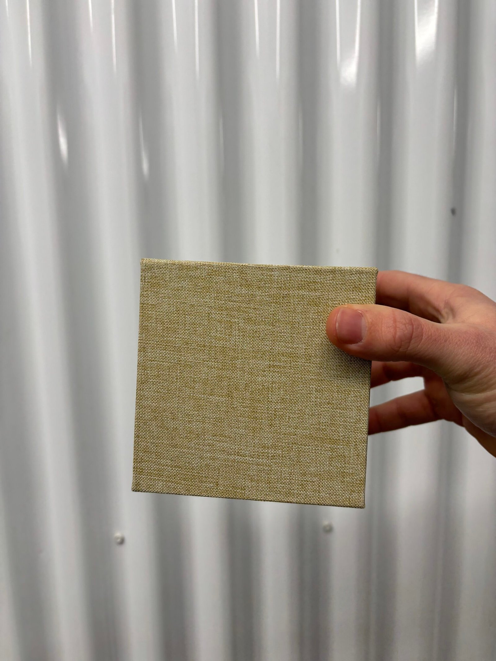 Small Ashes Urn - Image 4